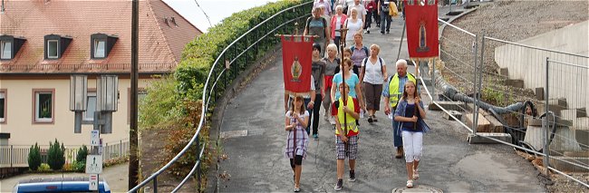 zur Diashow - Wallfahrt Lengfurt - bitte klicken zur Diashow - Wallfahrt Lengfurt - bitte klicken