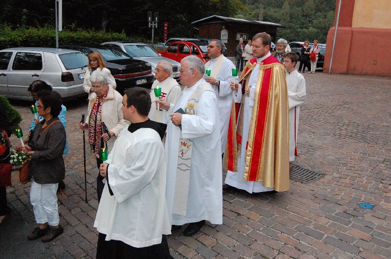 fatima-2010-08-13_08