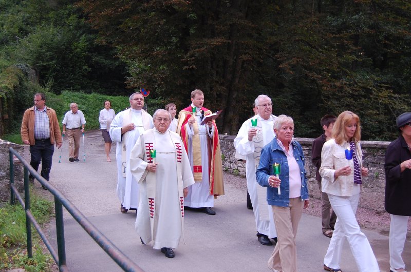 fatima-2010-08-13_19